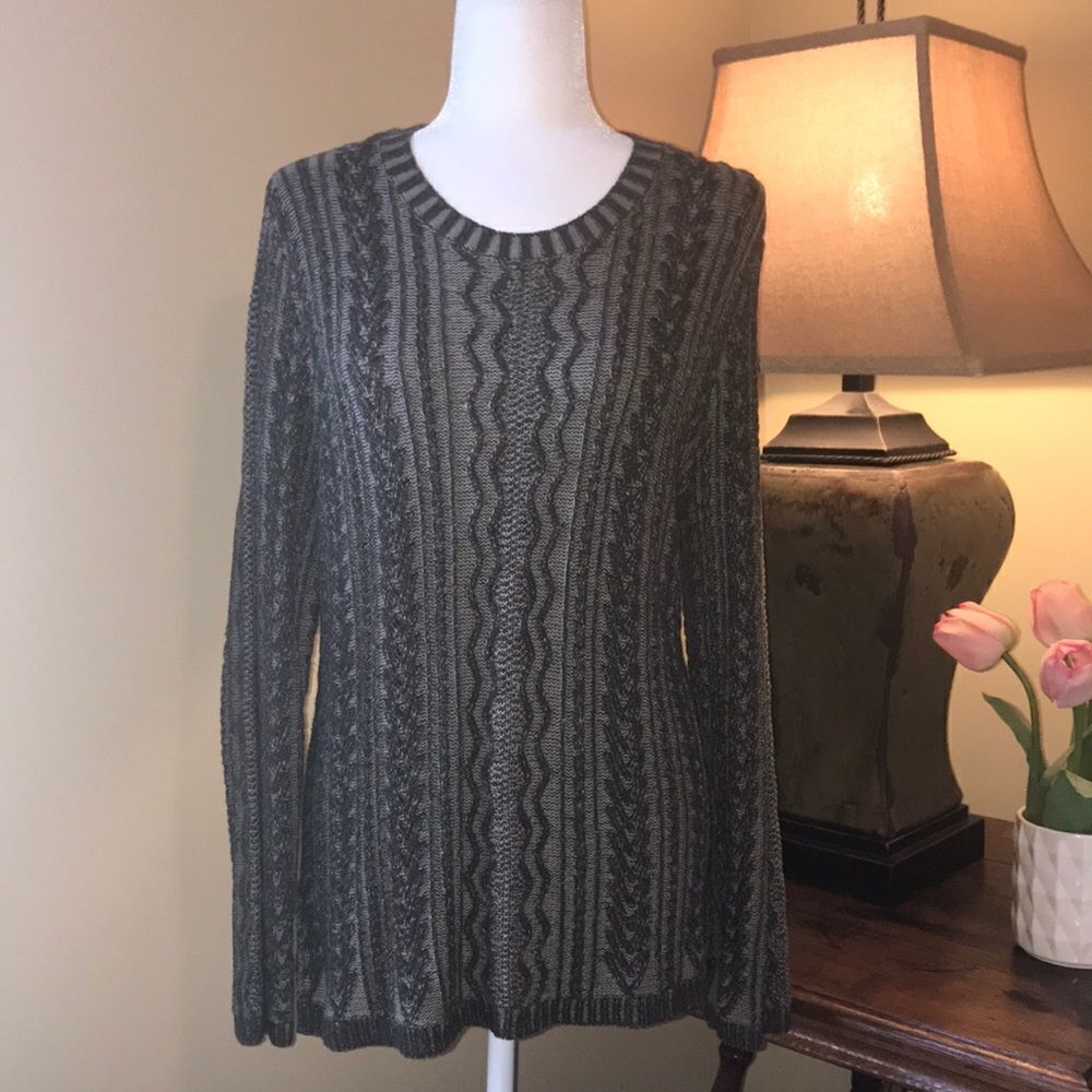 NEW Eight Eight Eight Patterned Cable Knit Sweater